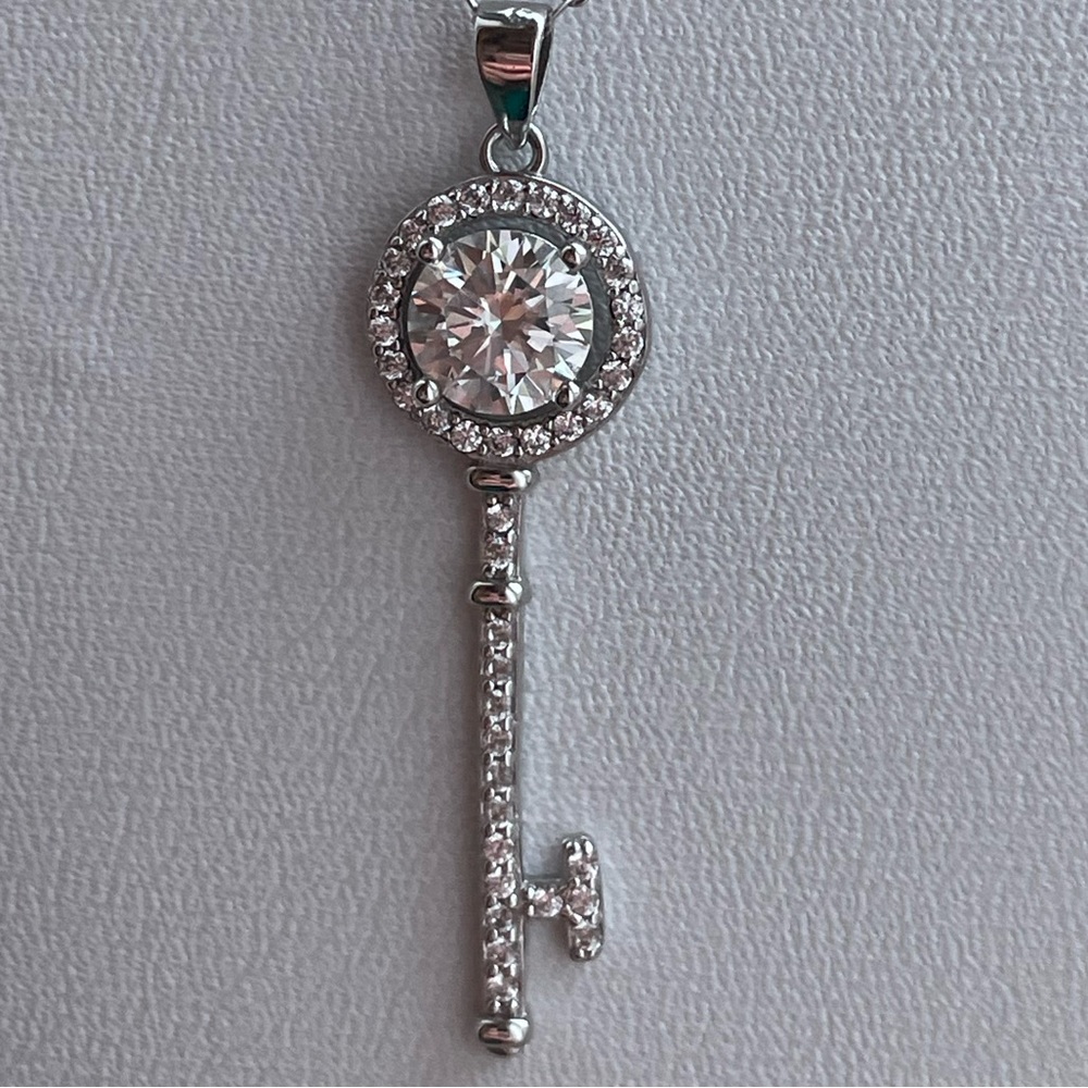 Key necklace - Picture 4 of 5